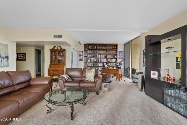 207 W CLARENDON Avenue F6, Phoenix, AZ 85013