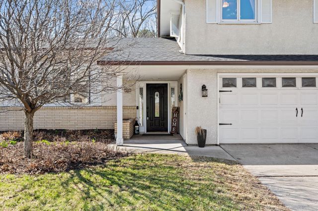 440 Betty Lane, West Saint Paul, MN 55118