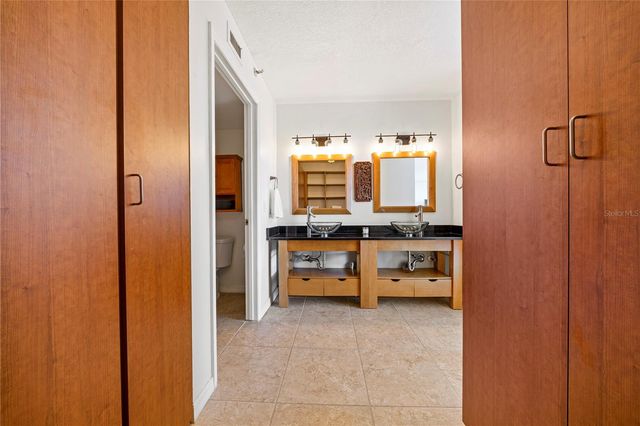 6294 BAHIA DEL MAR CIRCLE 904, St Petersburg, FL 33715