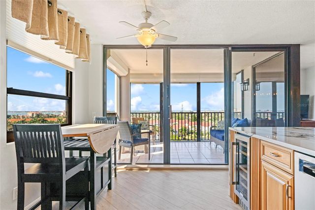 6294 BAHIA DEL MAR CIRCLE 904, St Petersburg, FL 33715