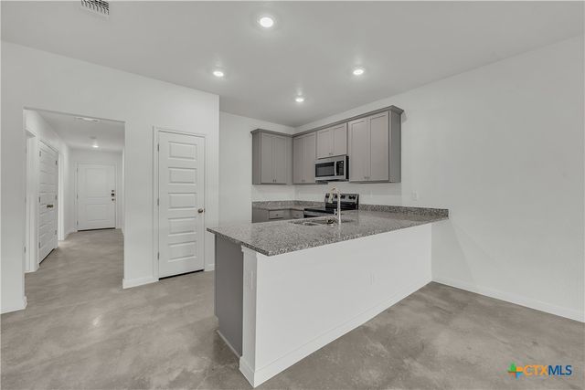 908 Cherry Laurel Lane, Killeen, TX 76543