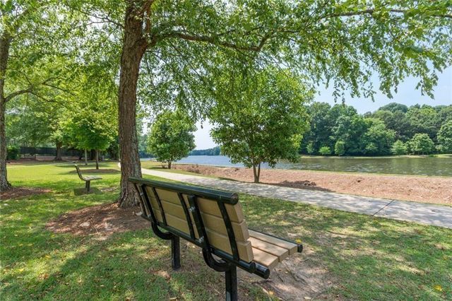 406 Teal Court, Roswell, GA 30076