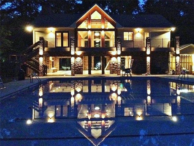 406 Teal Court, Roswell, GA 30076