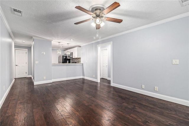 406 Teal Court, Roswell, GA 30076