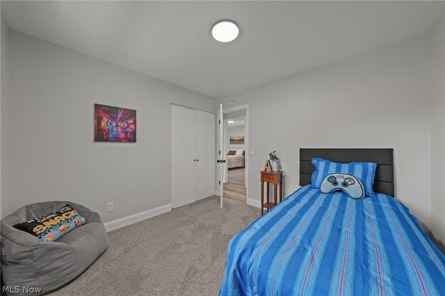 1955 Koons Road, Green, OH 44720