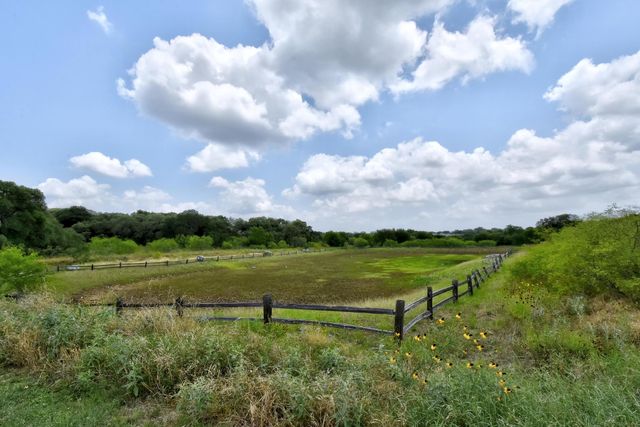 10713 Chippenhook CT, Austin, TX 78748