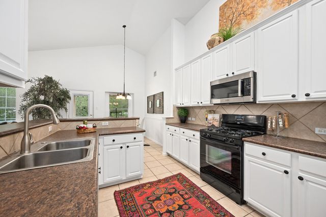 10713 Chippenhook CT, Austin, TX 78748