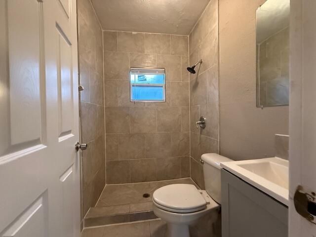 400 Metcalf Court 418, West Palm Beach, FL 33407