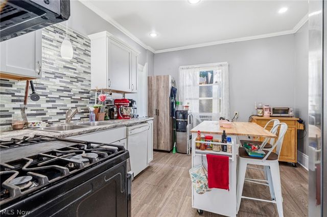 915 Auburn Place NW, Canton, OH 44703