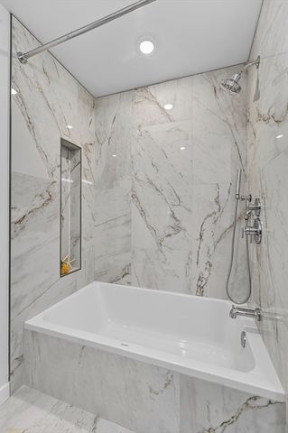 13 Warwick St 102, Somerville, MA 02144