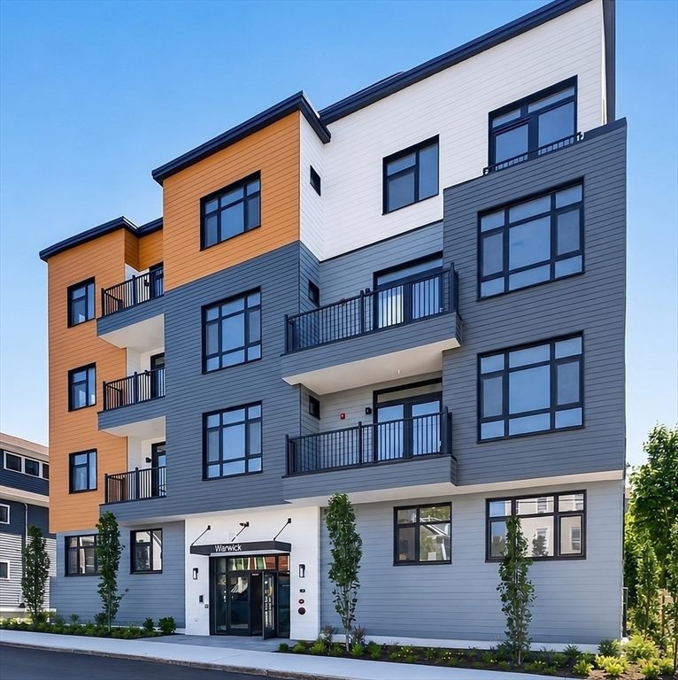 13 Warwick St 102, Somerville, MA 02144
