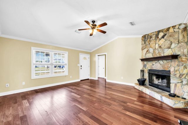 2236 Fulva Drive, Navarre, FL 32566