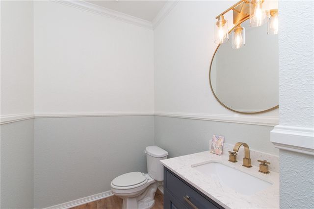 2421 Pin Oak Drive, Temple, TX 76502