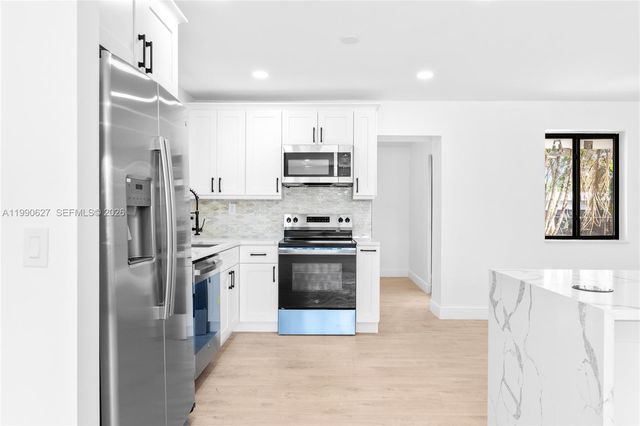 14171 SW 37th Ct, Davie, FL 33330