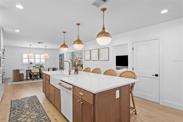 4512 W SAN RAFAEL STREET, Tampa, FL 33629