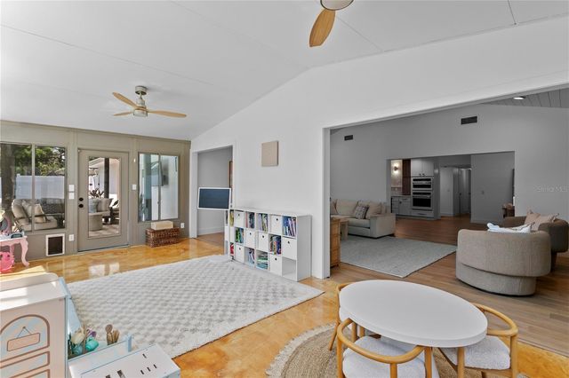 4512 W SAN RAFAEL STREET, Tampa, FL 33629