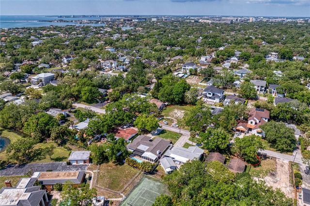 4512 W SAN RAFAEL STREET, Tampa, FL 33629