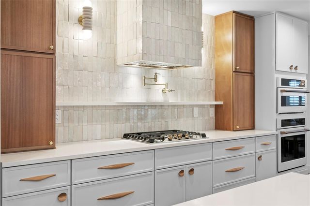 4512 W SAN RAFAEL STREET, Tampa, FL 33629