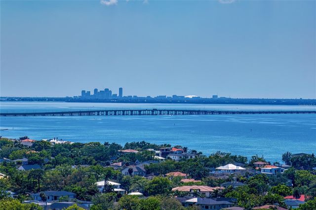 4512 W SAN RAFAEL STREET, Tampa, FL 33629