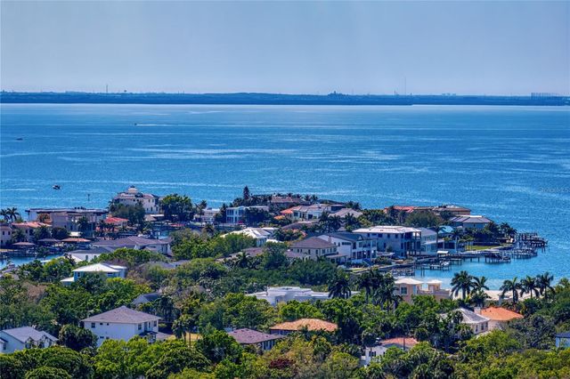 4512 W SAN RAFAEL STREET, Tampa, FL 33629