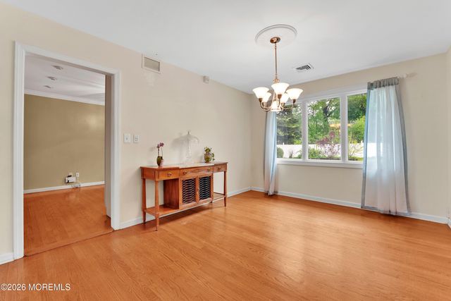 52 Silverwhite Road, Little Silver, NJ 07739
