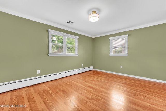 52 Silverwhite Road, Little Silver, NJ 07739