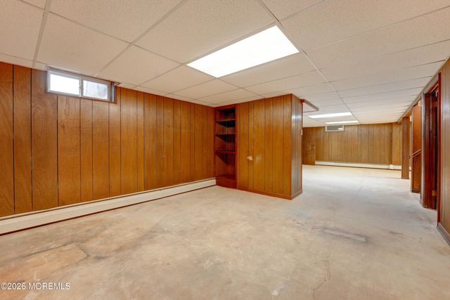 52 Silverwhite Road, Little Silver, NJ 07739