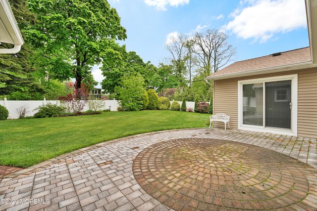 52 Silverwhite Road, Little Silver, NJ 07739