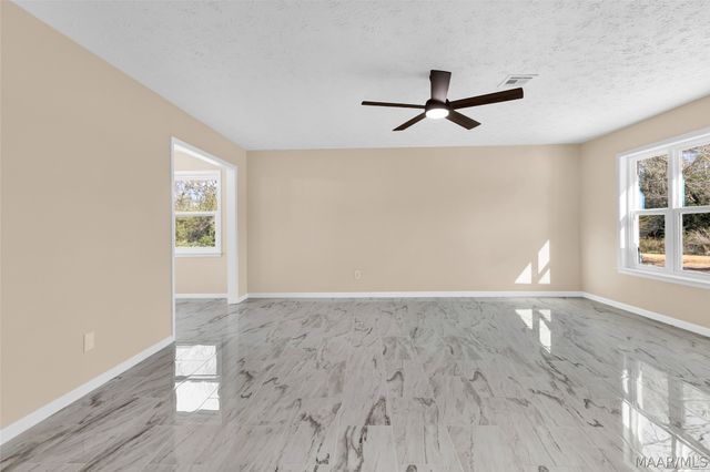 988 Sandy Ridge Road, Prattville, AL 36067