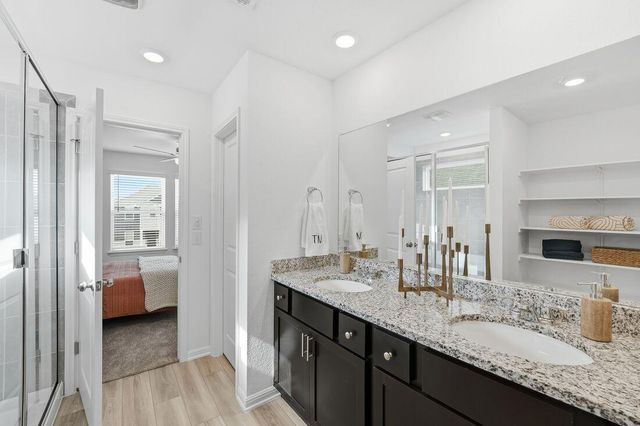 6009 Swedish Farms TER, Del Valle, TX 78617