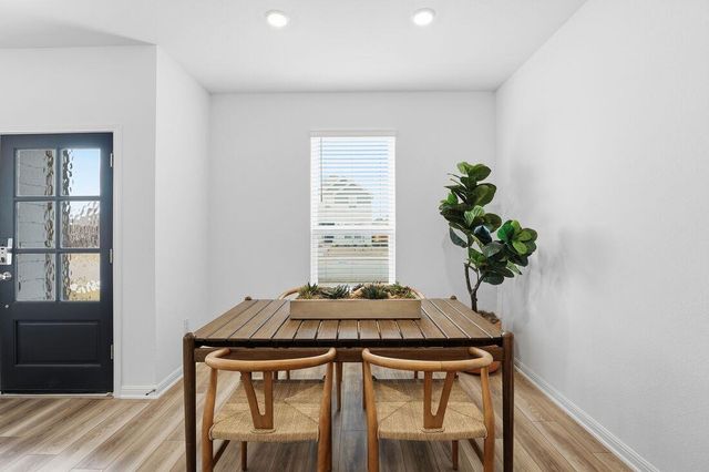 6009 Swedish Farms TER, Del Valle, TX 78617