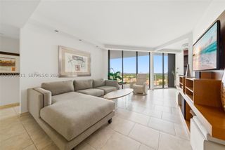 3610 Yacht Club Dr 1115, Aventura, FL 33180