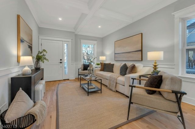 21 Spruce St, Cranford Twp., NJ 07016