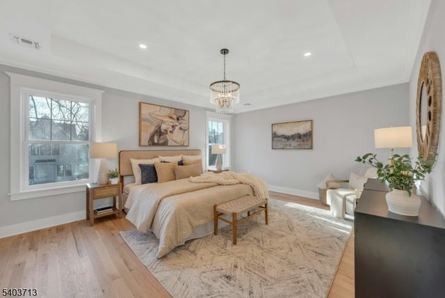 21 Spruce St, Cranford Twp., NJ 07016