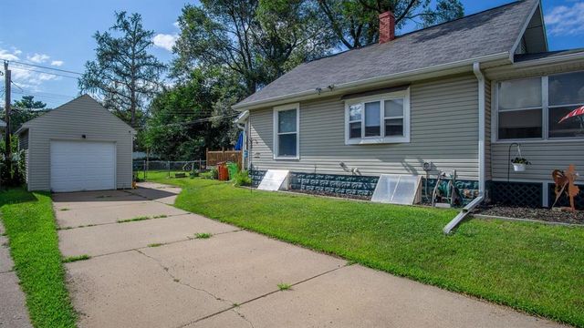 2124 8th Street, Eau Claire, WI 54703