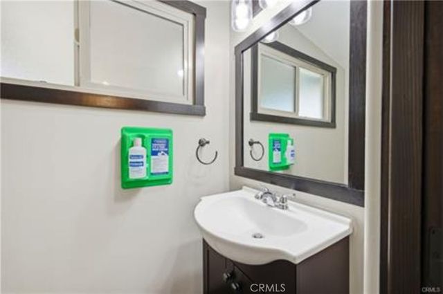 5237 Topanga Canyon, Woodland Hills, CA 91364
