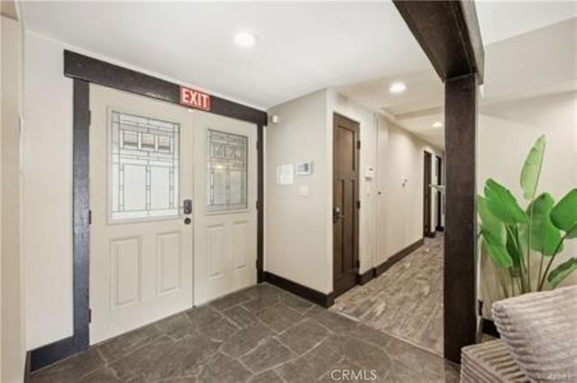 5237 Topanga Canyon, Woodland Hills, CA 91364