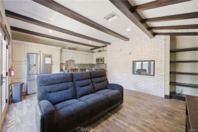 5237 Topanga Canyon, Woodland Hills, CA 91364