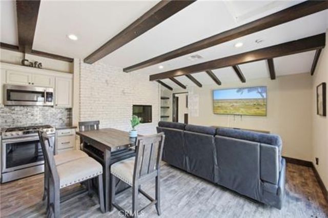 5237 Topanga Canyon, Woodland Hills, CA 91364