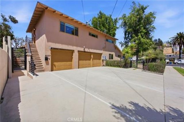 5237 Topanga Canyon, Woodland Hills, CA 91364