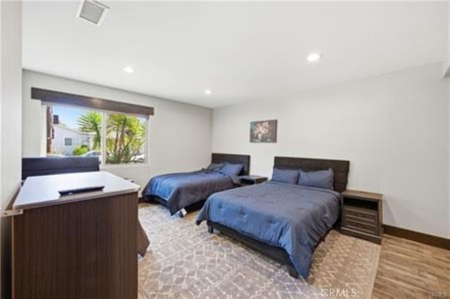 5237 Topanga Canyon, Woodland Hills, CA 91364
