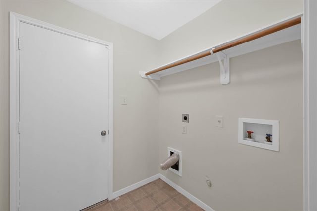 24011 Pinecreek Point, Spring, TX 77373