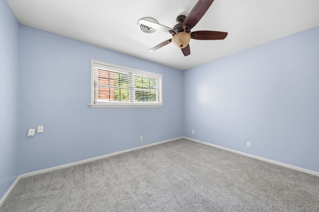 4670 S Oxford Avenue, Tulsa, OK 74135