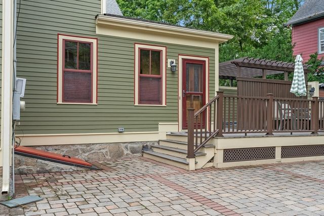 20 March Ave, Boston, MA 02132