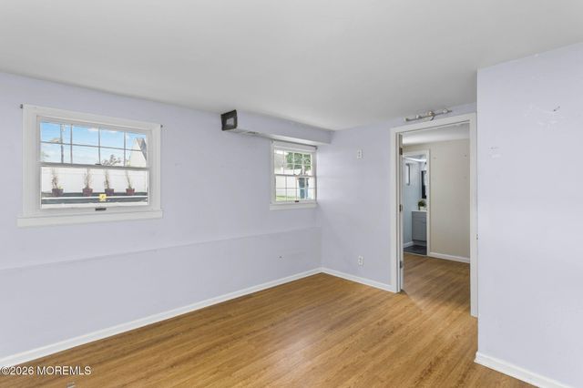 93 Elton Avenue, Hamilton, NJ 08620