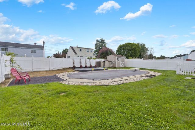 93 Elton Avenue, Hamilton, NJ 08620