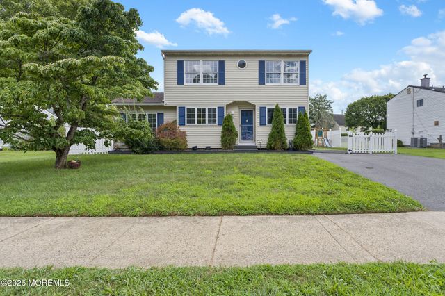 93 Elton Avenue, Hamilton, NJ 08620