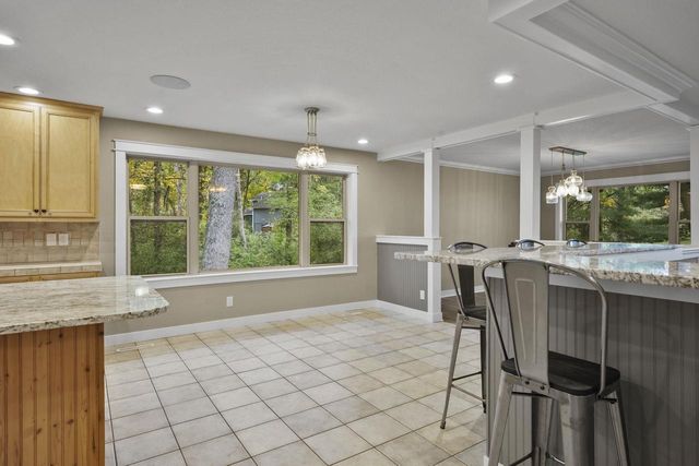 2945 Wyndwood Way, Sun Prairie, WI 53590