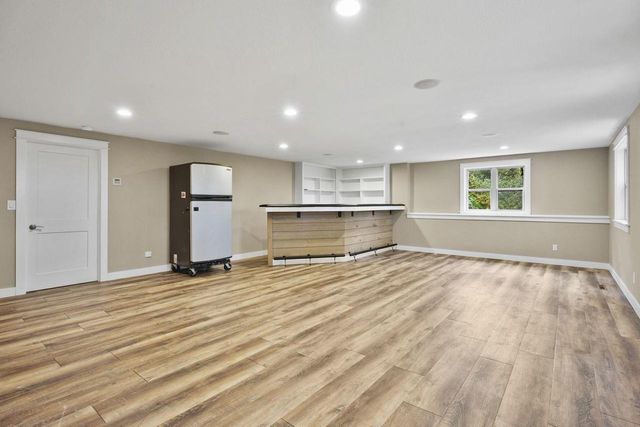 2945 Wyndwood Way, Sun Prairie, WI 53590