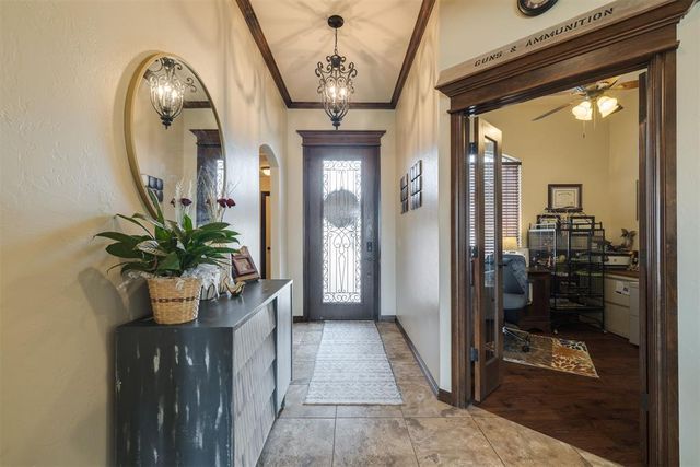 2816 Morgan Trace Road, Yukon, OK 73099